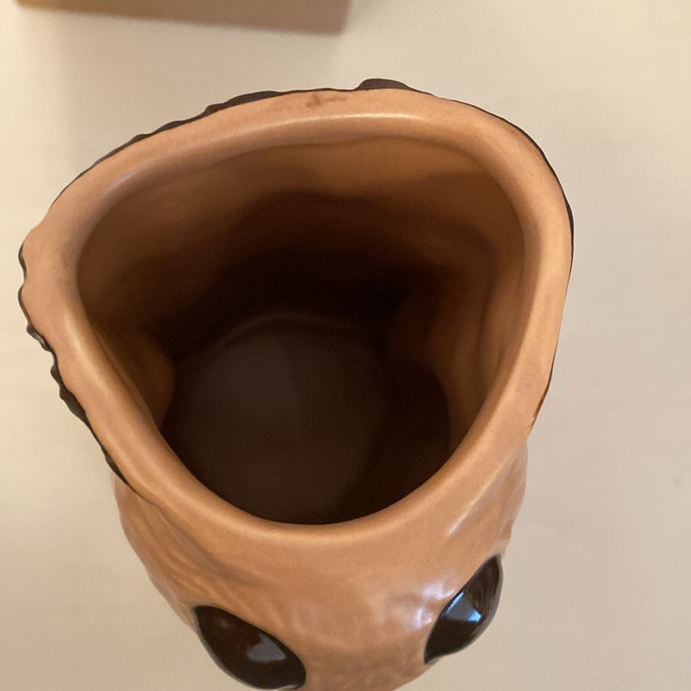 Oga’s Cantina Star Wars Porg Mug - Picture 7 of 9